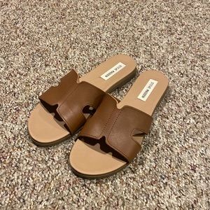 Steve Madden slides